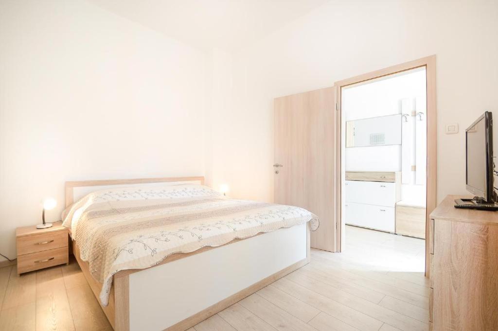 Apartman Ivano Pula Eksteriør billede