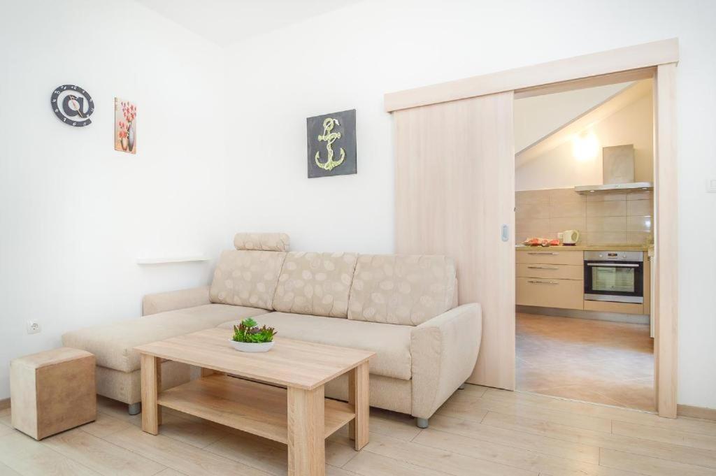 Apartman Ivano Pula Eksteriør billede